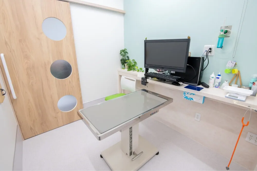 診察室2