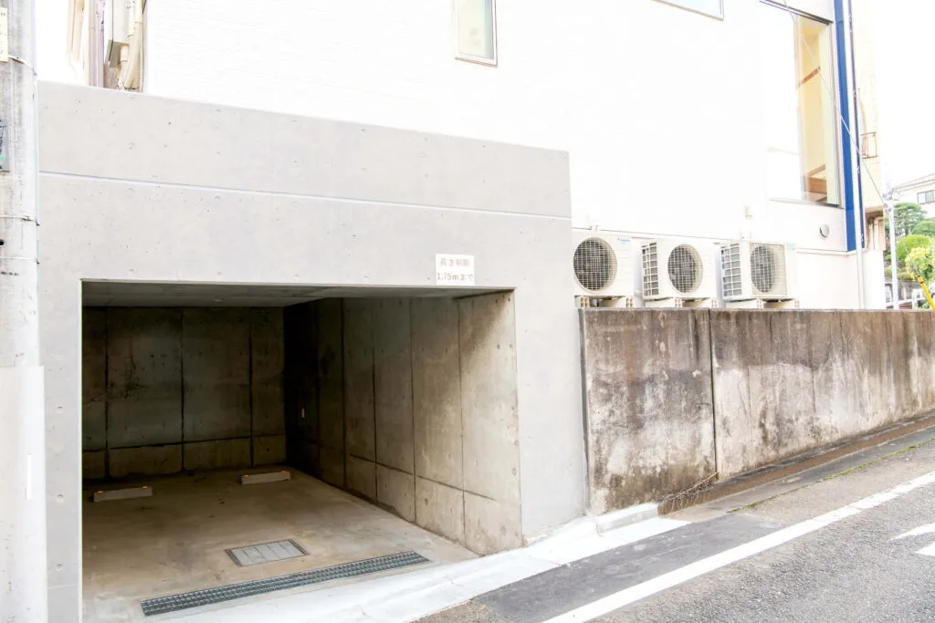 北側地下駐車場